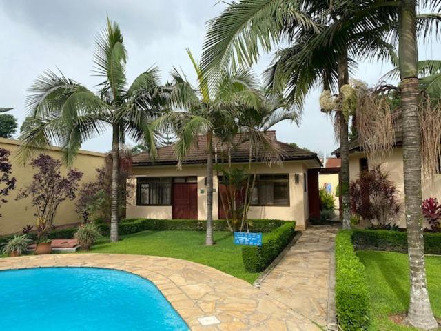 Ahadi Lodge Arusha Esterno foto