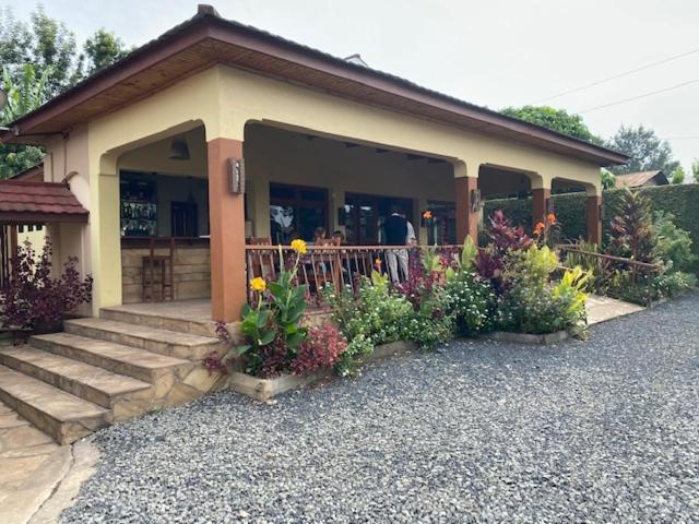 Ahadi Lodge Arusha Esterno foto