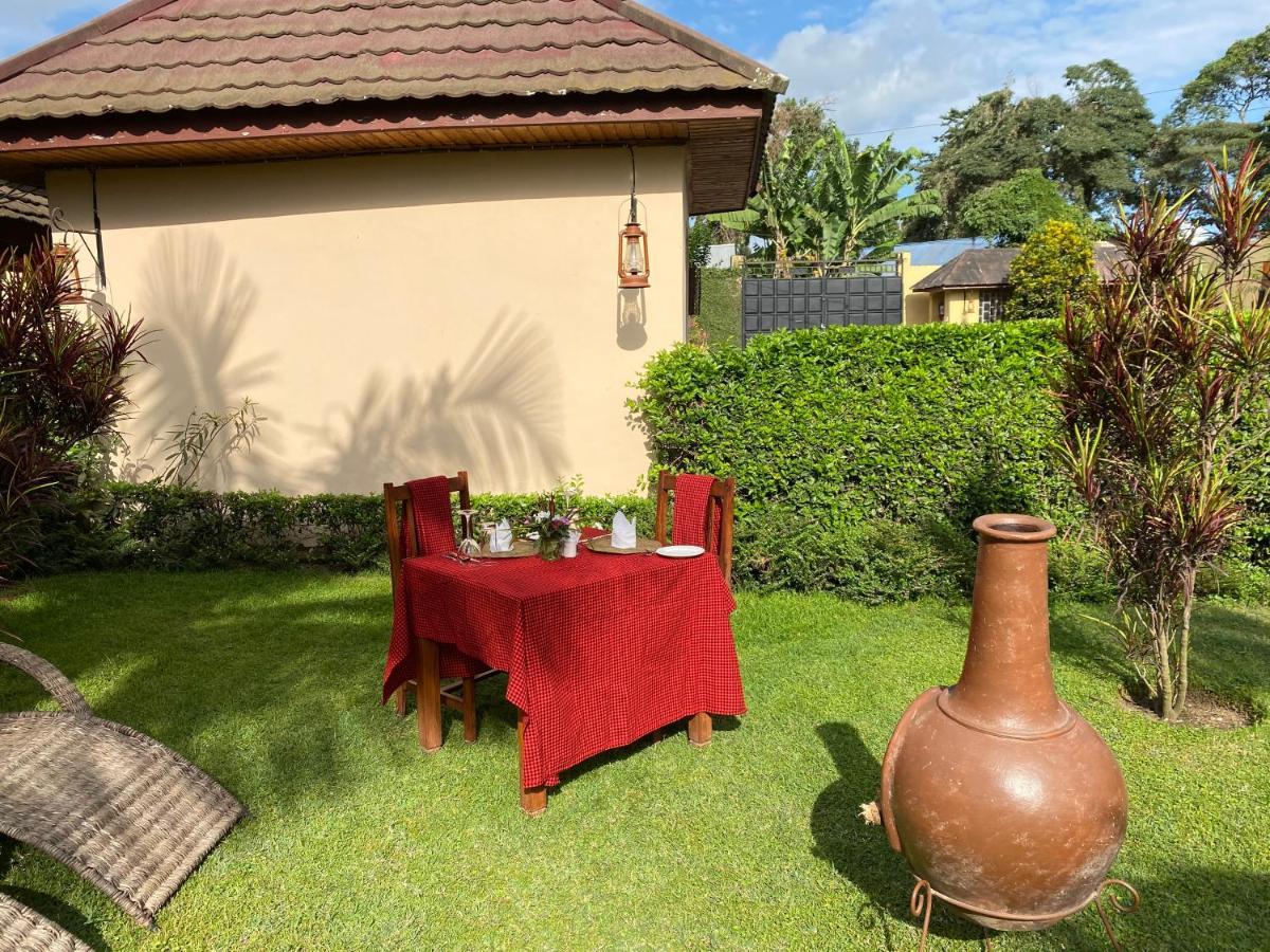 Ahadi Lodge Arusha Esterno foto